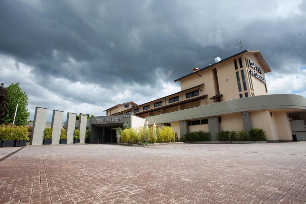 Albergo Dei Laghi Turate Exterior photo